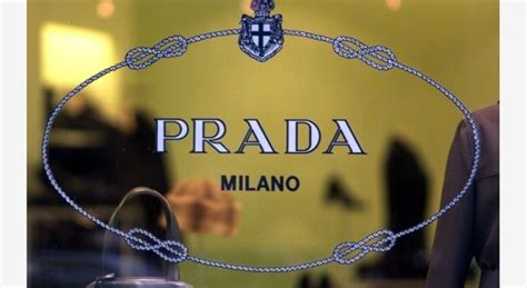 clonato sito prada|Clonato il sito di Prada, venduti centinaia di prodotti contraffatti.